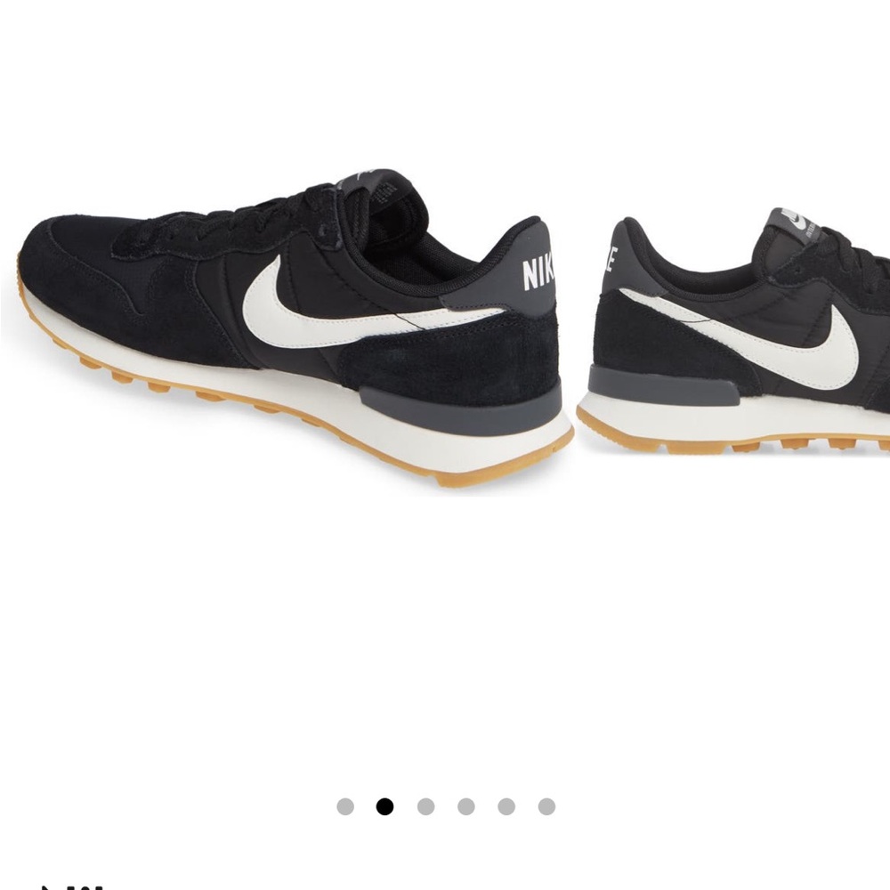 Nike “Internationalist” Sneaker (women) Size 10